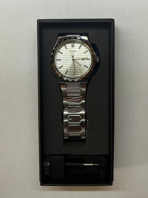 DB11 Silver-on-Silver Watch